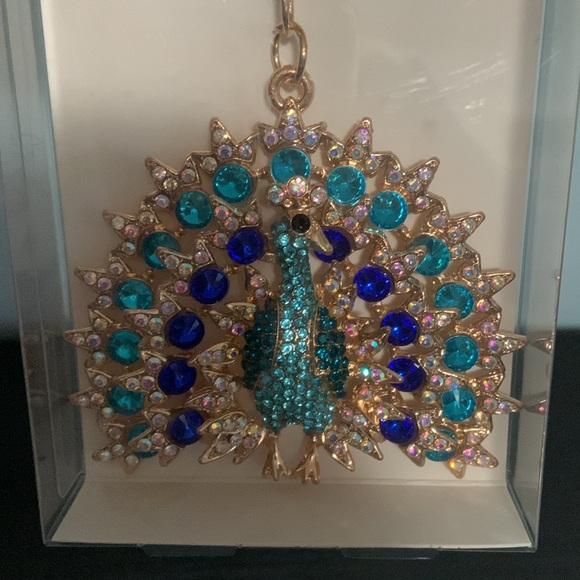 Jeweled Peacock Keychain - Picture 2 of 4